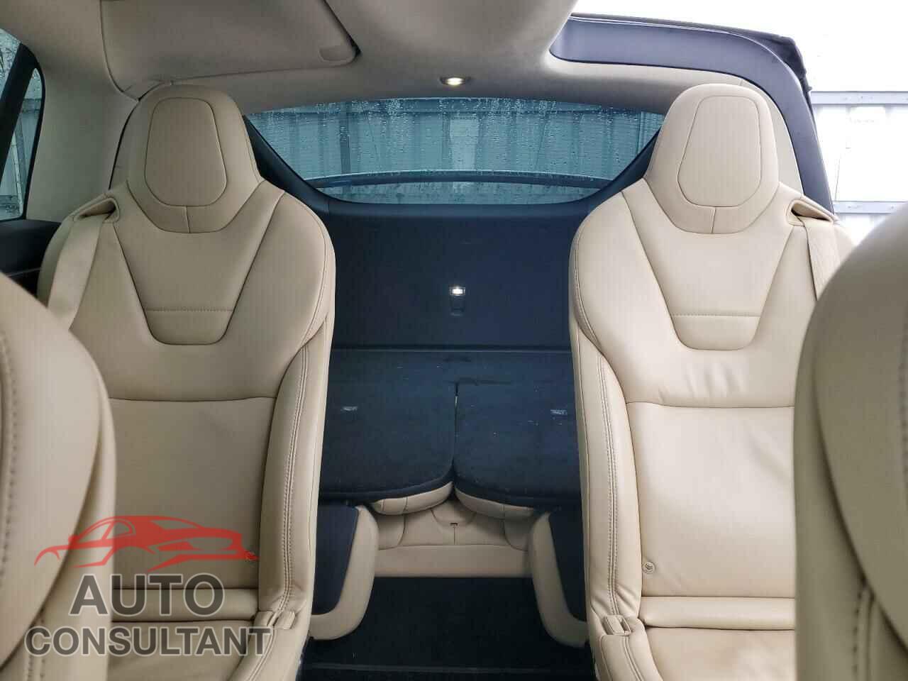 TESLA MODEL X 2017 - 5YJXCBE20HF042158
