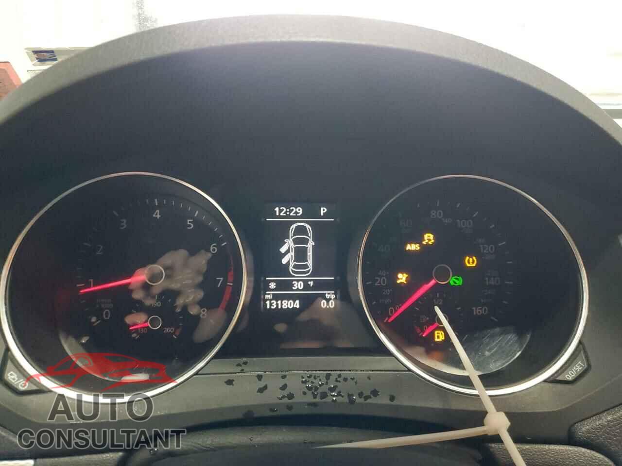 VOLKSWAGEN JETTA 2017 - 3VWDB7AJ2HM204123