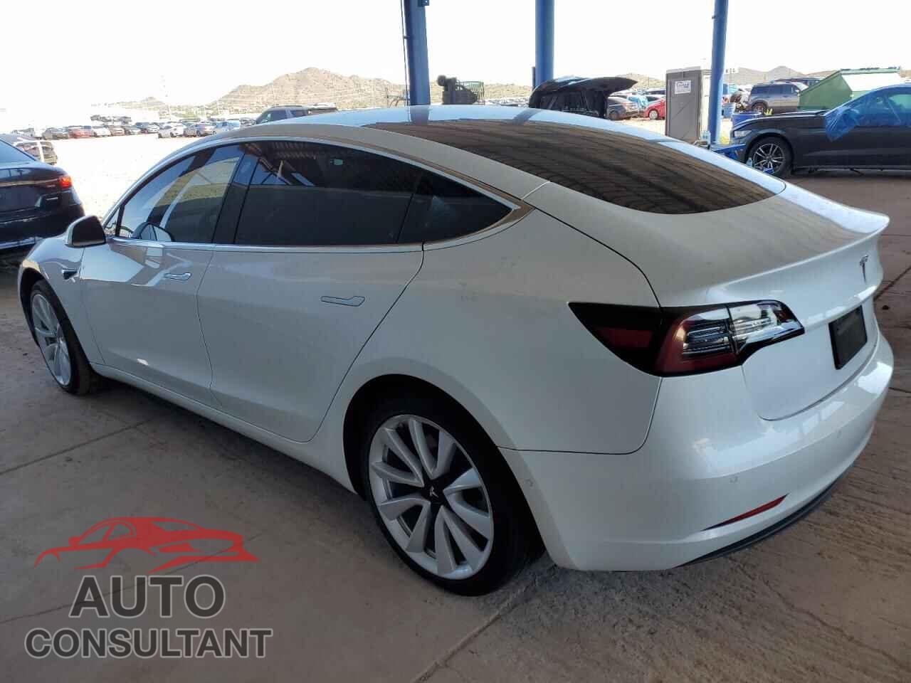 TESLA MODEL 3 2020 - 5YJ3E1EAXLF709238