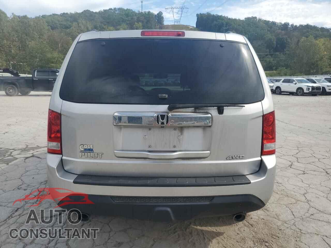 HONDA PILOT 2012 - 5FNYF4H58CB075768