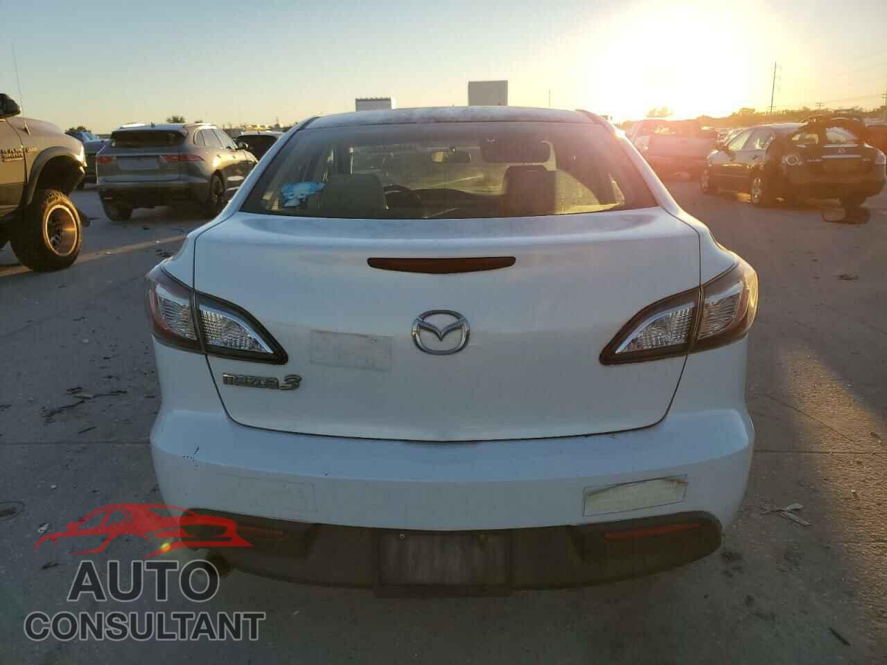 MAZDA 3 2010 - JM1BL1SF5A1186363