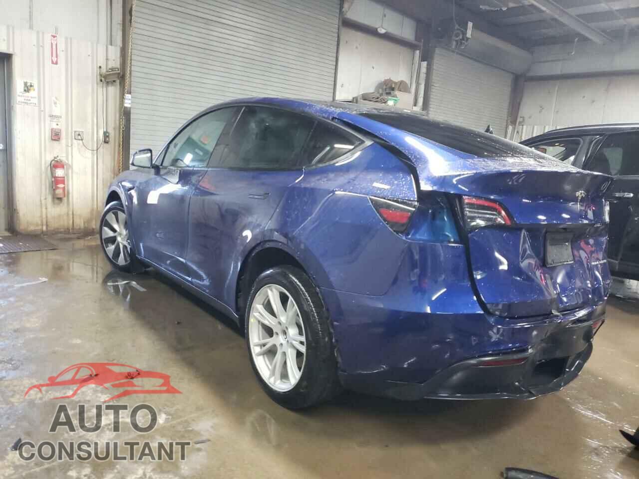 TESLA MODEL Y 2023 - 7SAYGDEE1PF706032