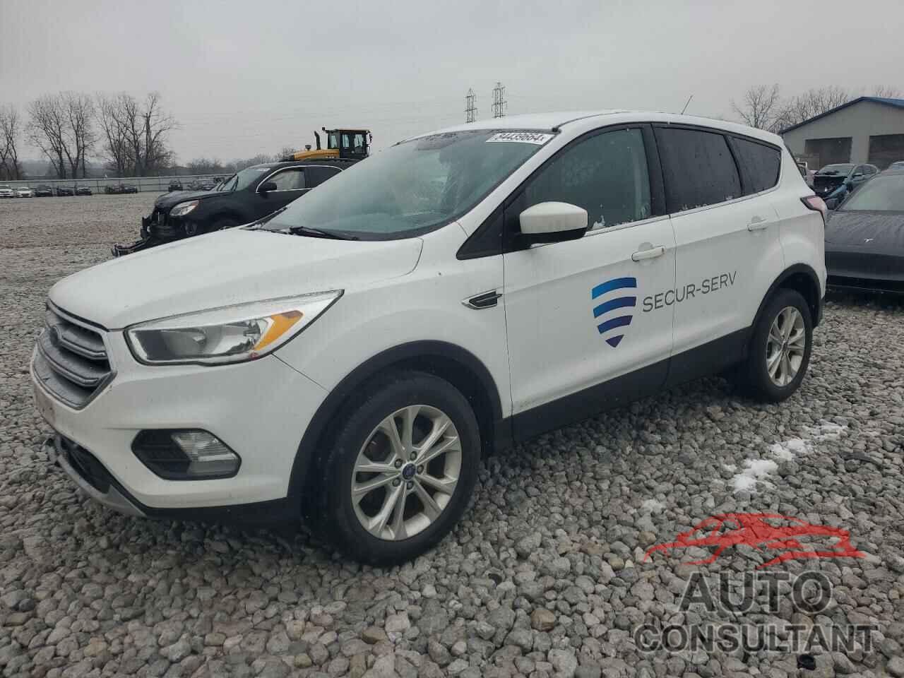 FORD ESCAPE 2017 - 1FMCU0GD8HUF09196