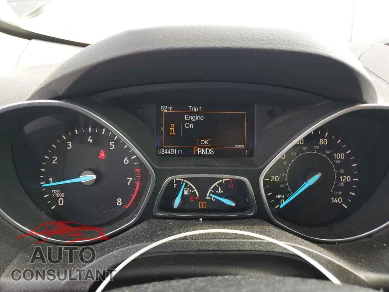 FORD ESCAPE 2017 - 1FMCU0F71HUC25372