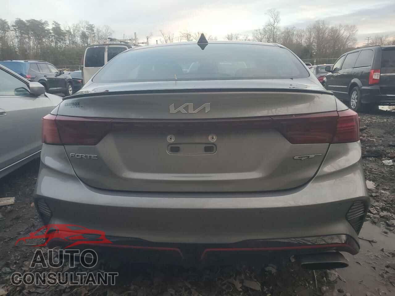 KIA FORTE 2023 - 3KPF44AC4PE607437