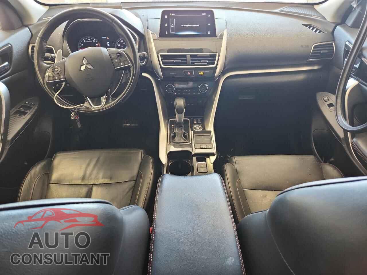 MITSUBISHI ECLIPSE 2018 - JA4AT5AA7JZ038056