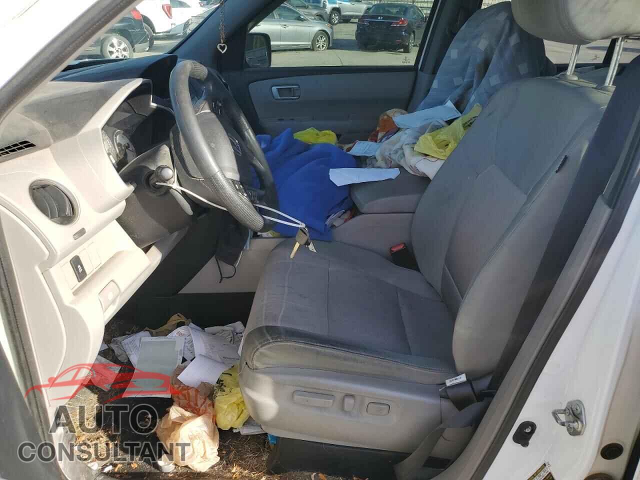 HONDA PILOT 2015 - 5FNYF4H44FB047798