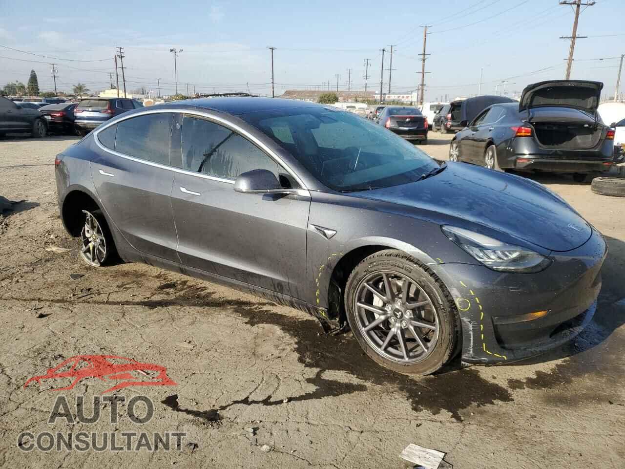 TESLA MODEL 3 2018 - 5YJ3E1EB9JF094011