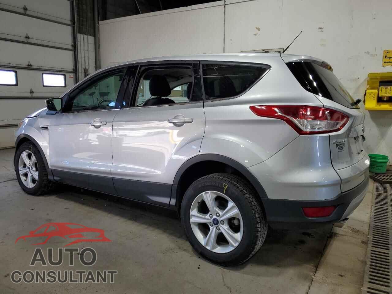 FORD ESCAPE 2015 - 1FMCU0G7XFUC57779