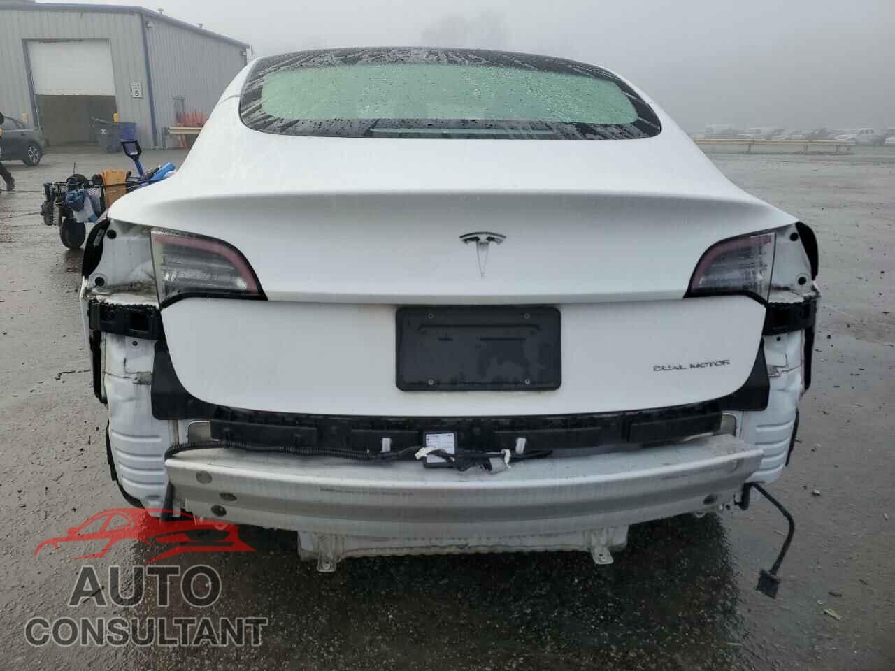 TESLA MODEL 3 2021 - 5YJ3E1EB8MF046827