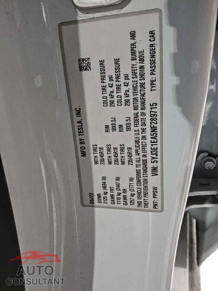 TESLA MODEL 3 2022 - 5YJ3E1EA5NF289715