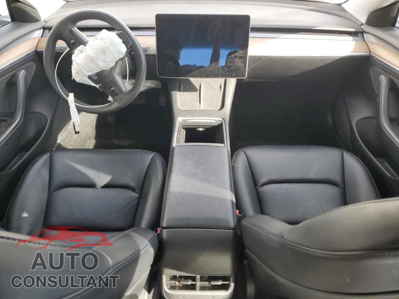 TESLA MODEL 3 2021 - 5YJ3E1EA3MF985777