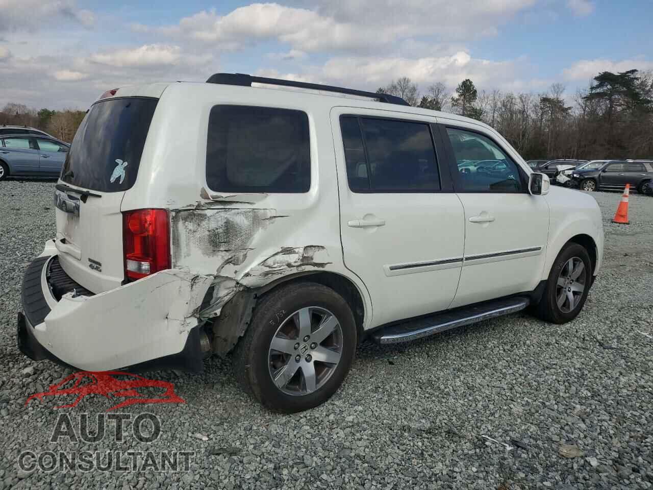 HONDA PILOT 2013 - 5FNYF4H94DB068417