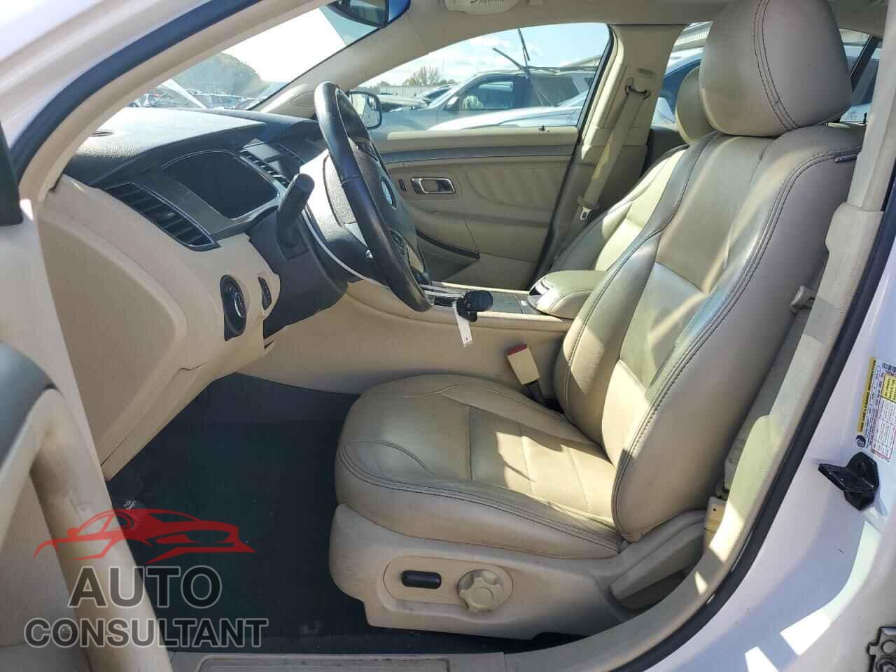 FORD TAURUS 2013 - 1FAHP2E87DG155592