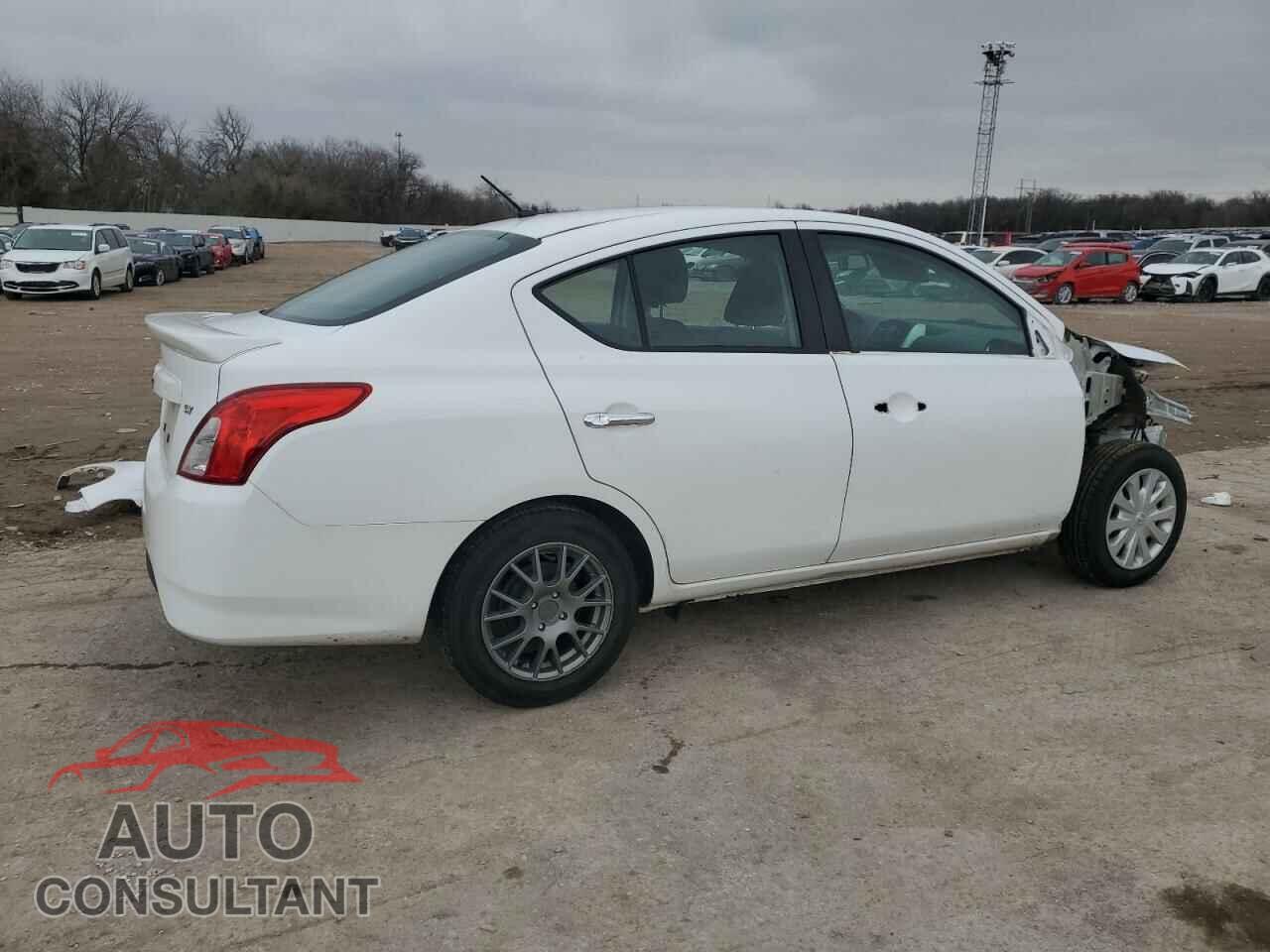 NISSAN VERSA 2019 - 3N1CN7AP3KL869302