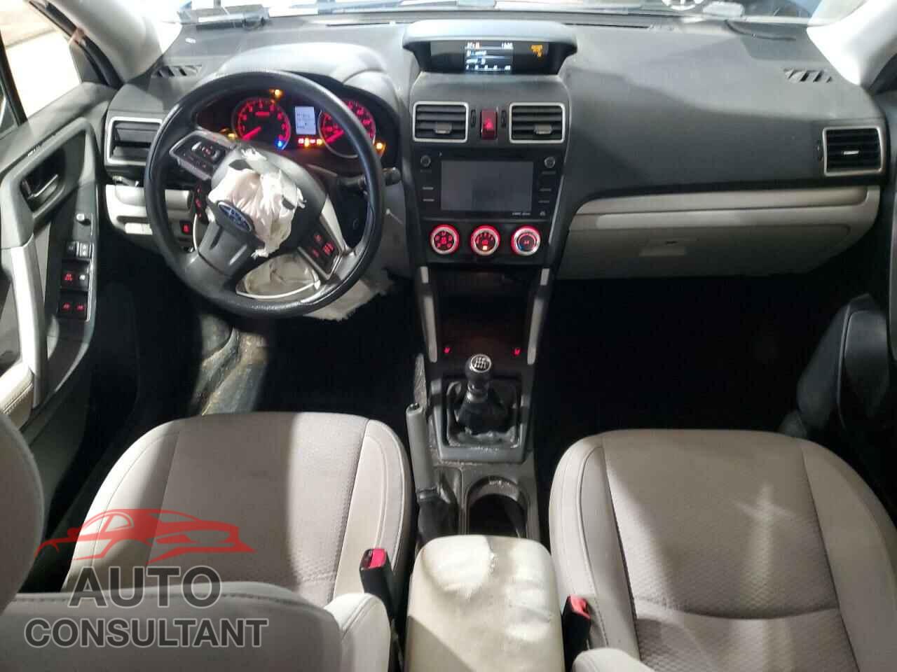 SUBARU FORESTER 2016 - JF2SJADC8GG449185