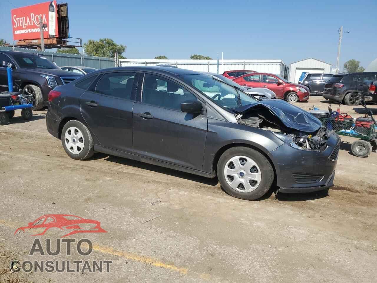 FORD FOCUS 2018 - 1FADP3E2XJL223449
