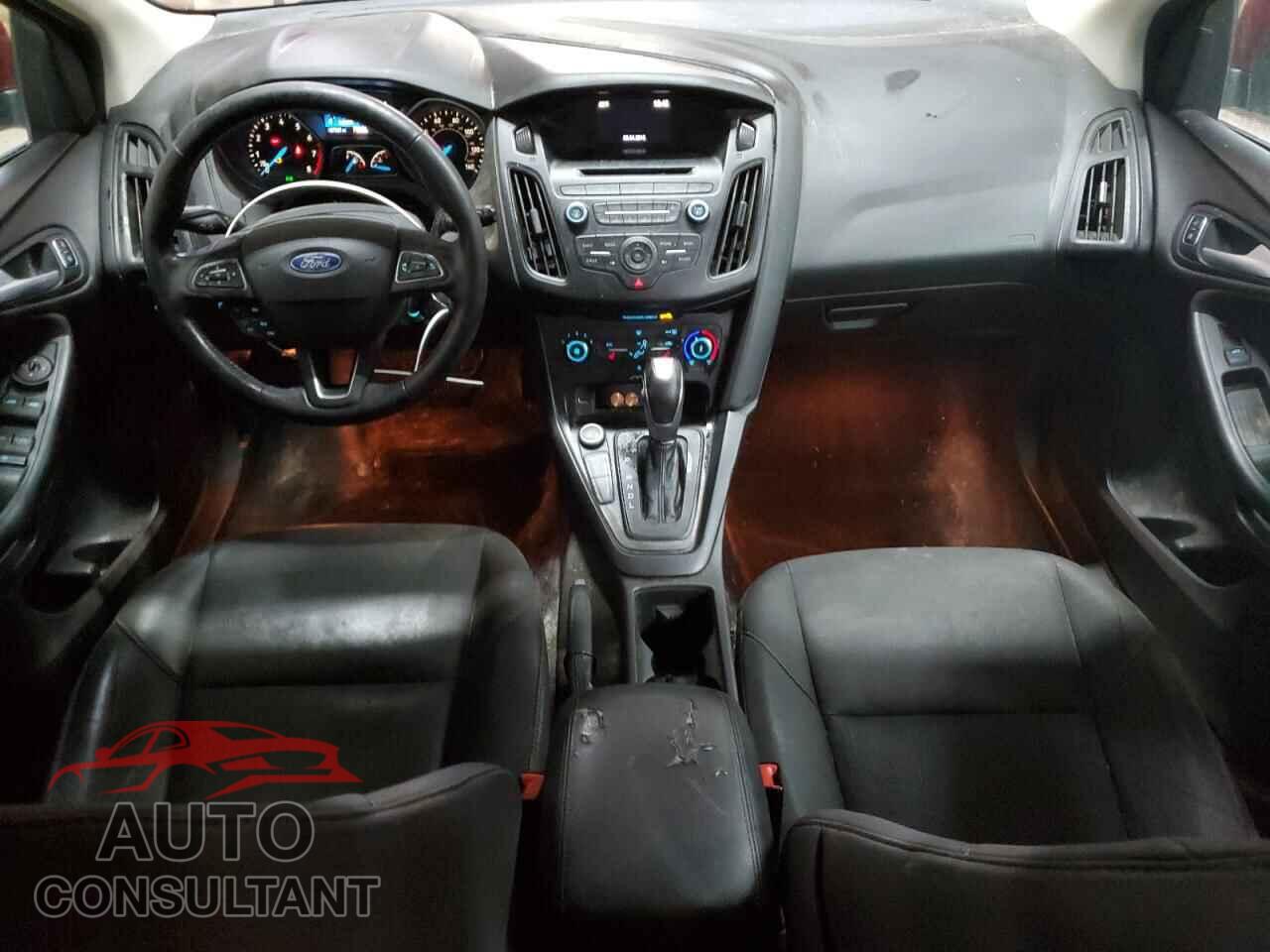 FORD FOCUS 2016 - 1FADP3K29GL243172