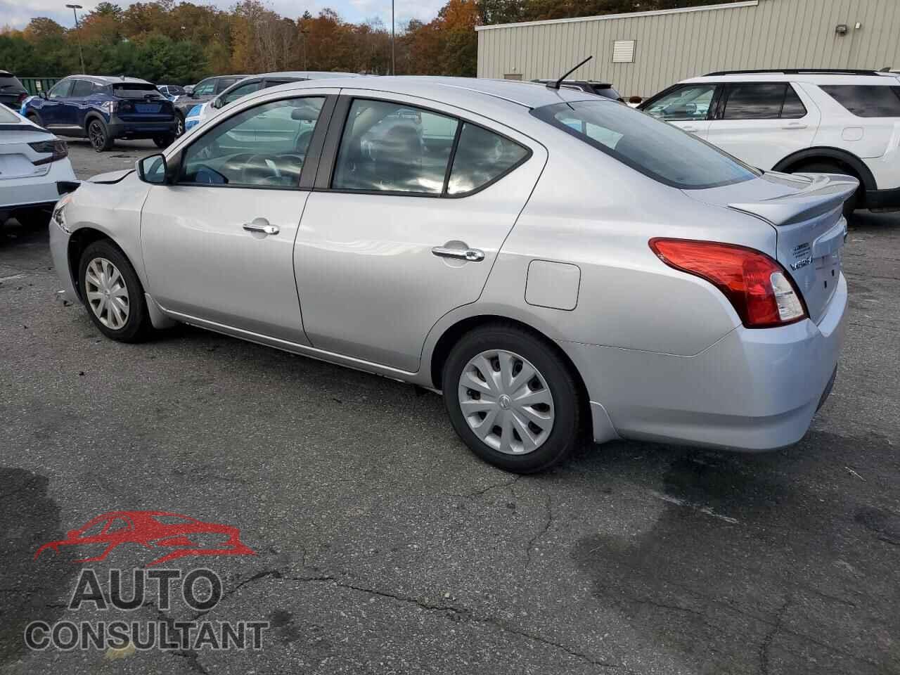 NISSAN VERSA 2015 - 3N1CN7AP8FL879426