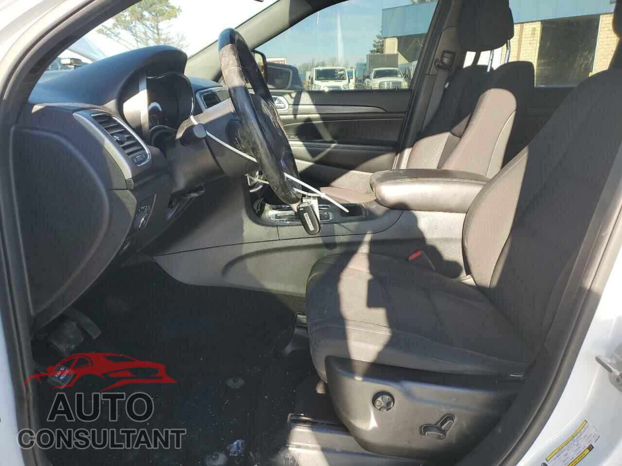 JEEP GRAND CHER 2019 - 1C4RJFAG2KC855898