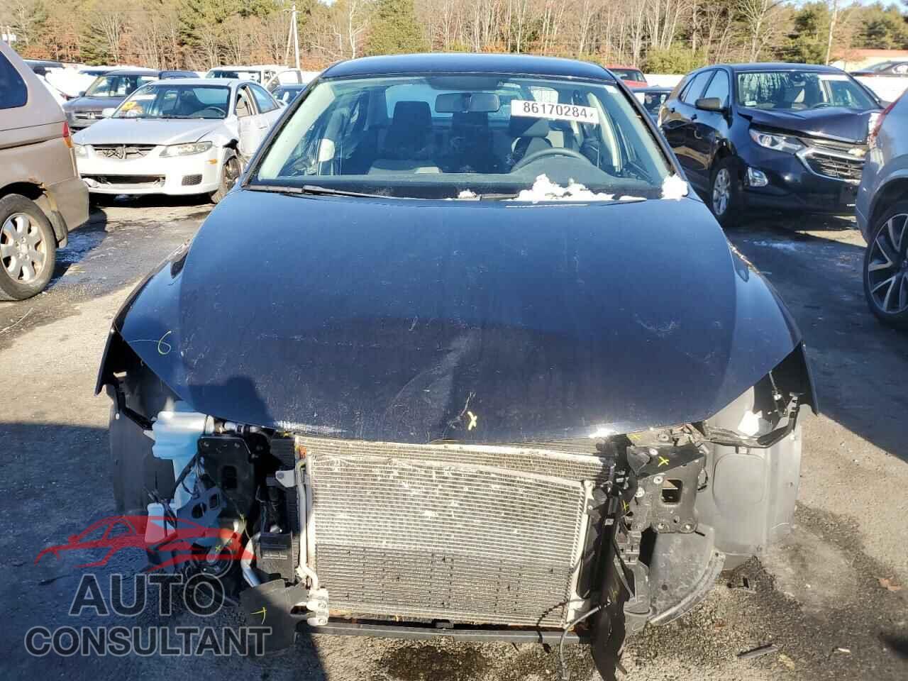 VOLKSWAGEN JETTA 2017 - 3VW2B7AJXHM359980