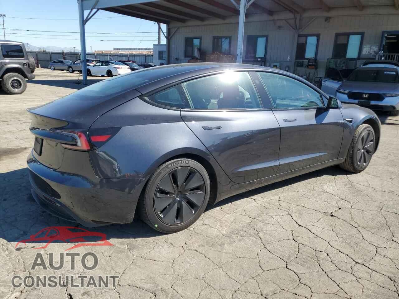 TESLA MODEL 3 2025 - 5YJ3E1EA1SF902912