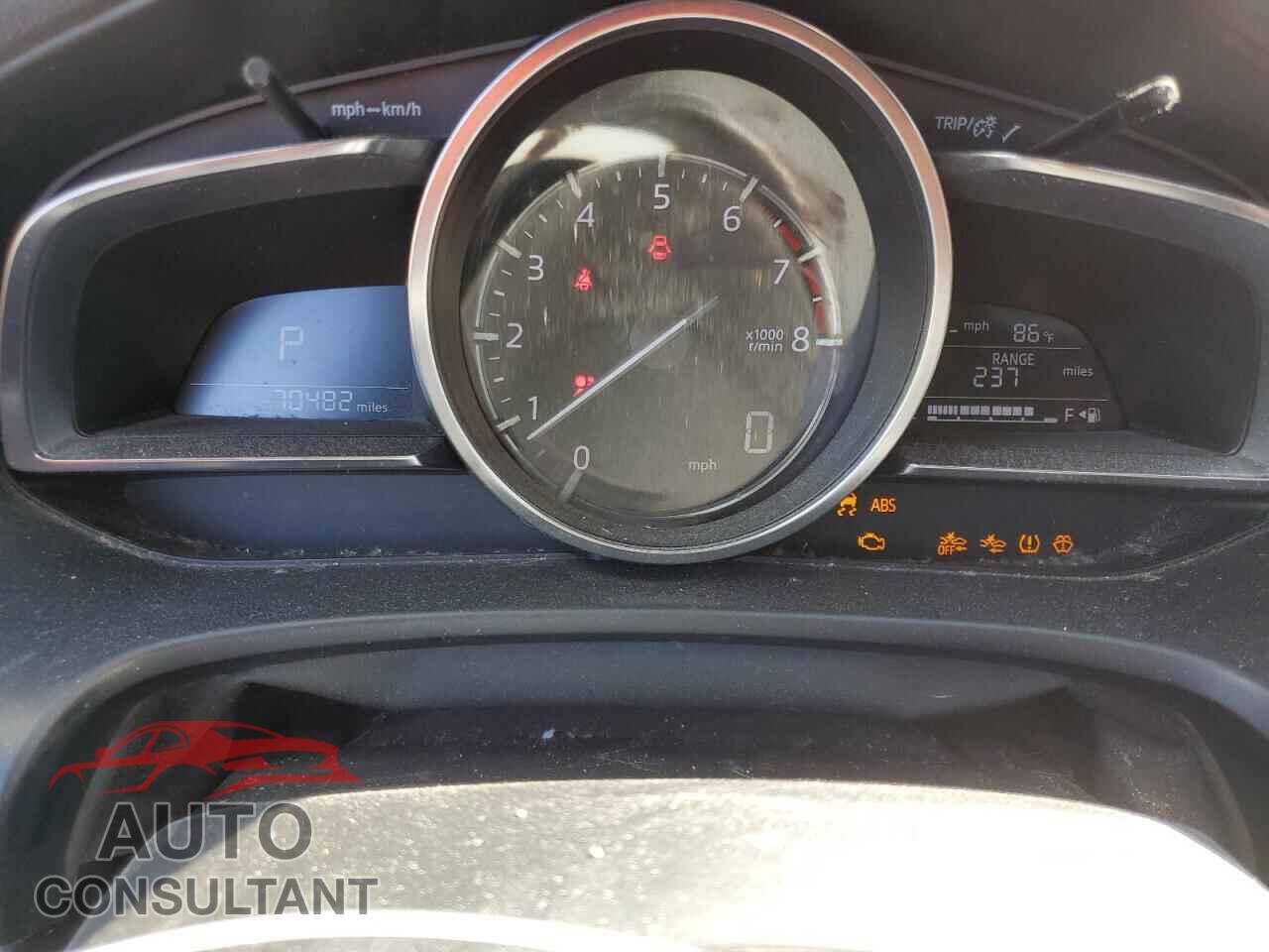 MAZDA 3 2017 - 3MZBN1M38HM131087