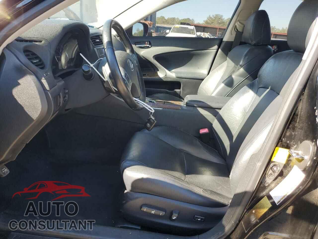 LEXUS IS 2013 - JTHBF5C23D5190224
