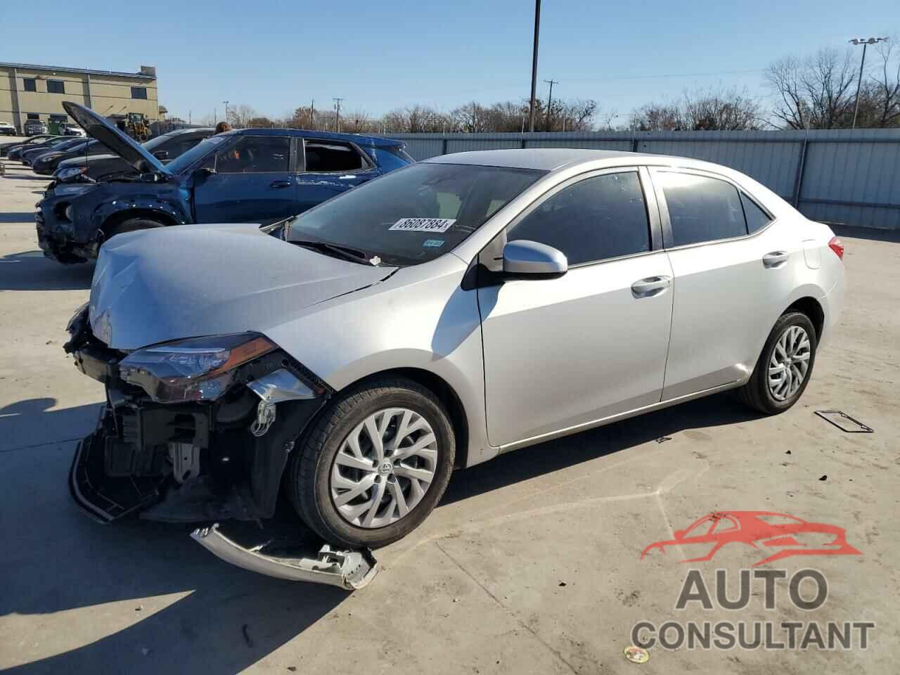 TOYOTA COROLLA 2018 - 5YFBURHE5JP807929
