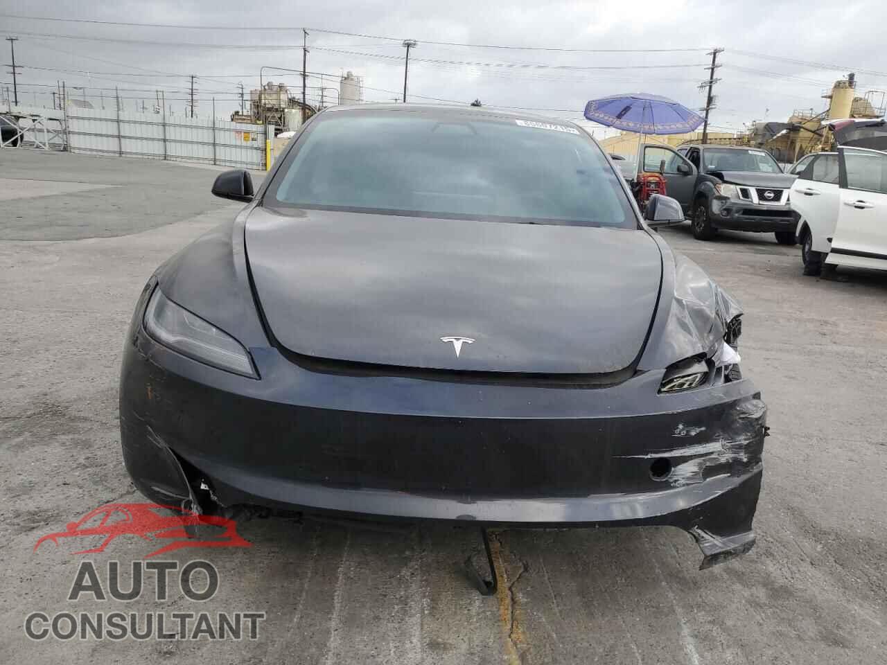 TESLA MODEL 3 2024 - 5YJ3E1EA3RF740971