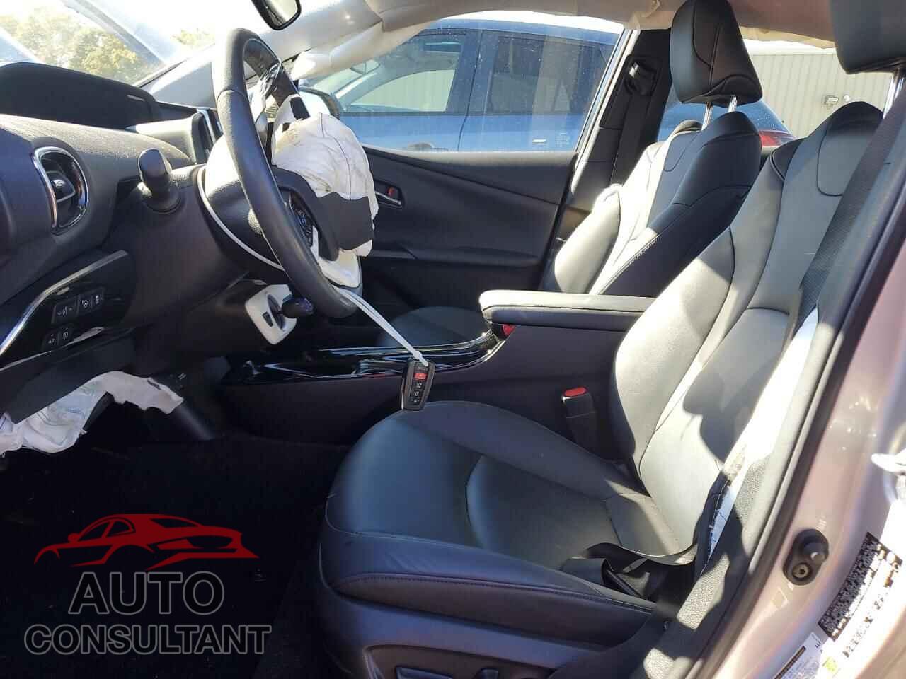 TOYOTA PRIUS 2017 - JTDKARFP1H3052973