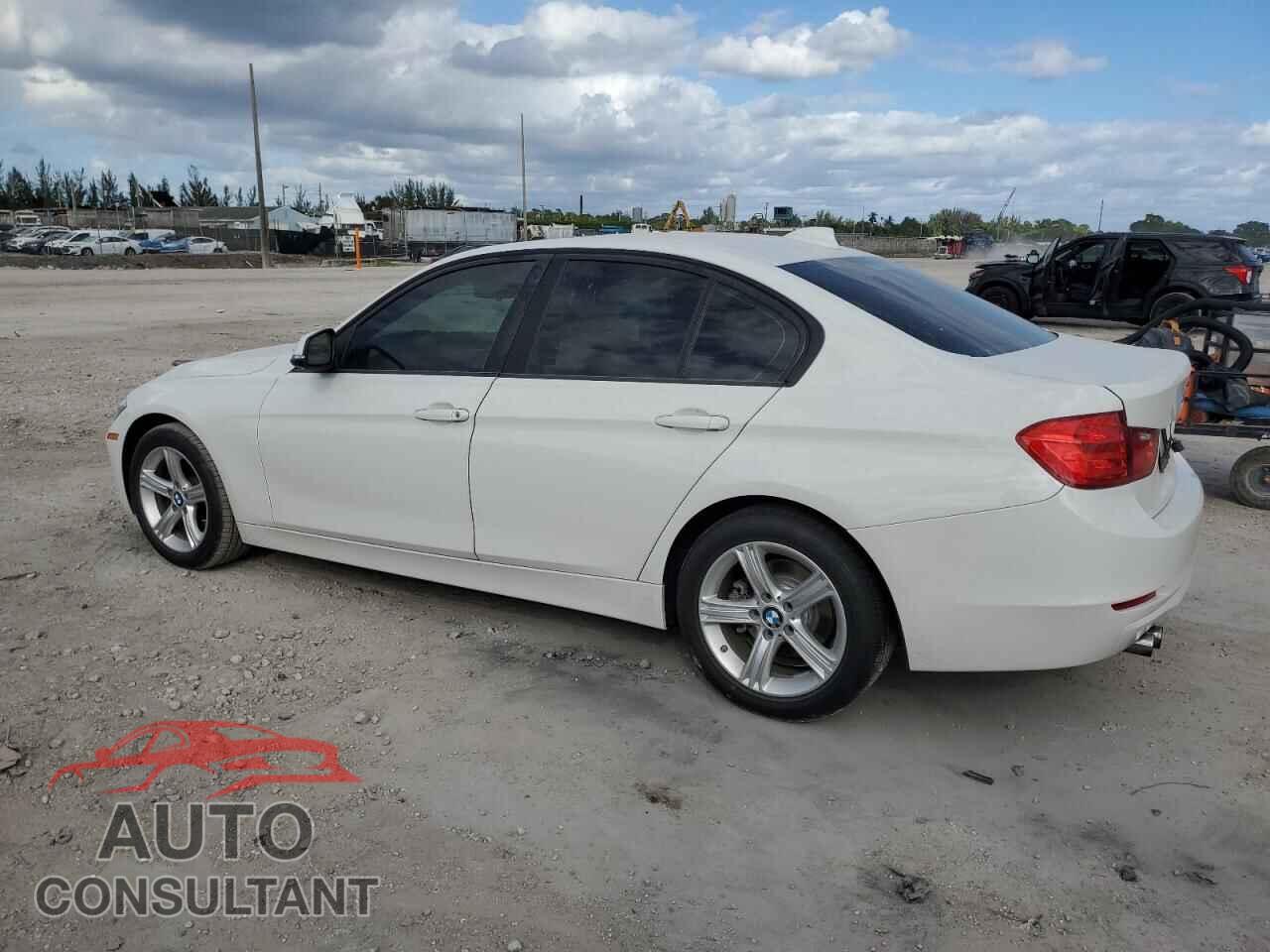 BMW 3 SERIES 2015 - WBA3A5C50FF607985