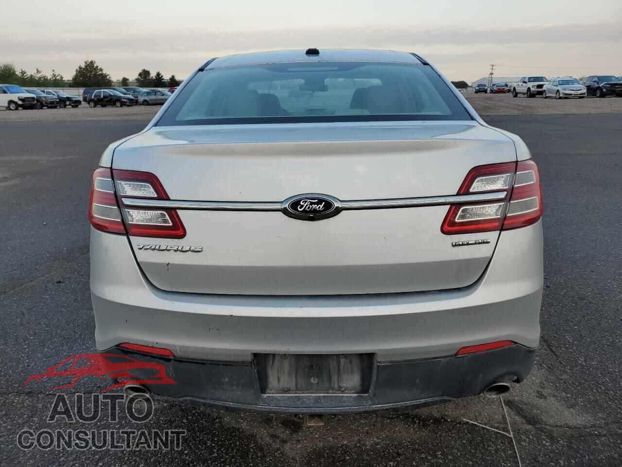 FORD TAURUS 2017 - 1FAHP2D83HG126971