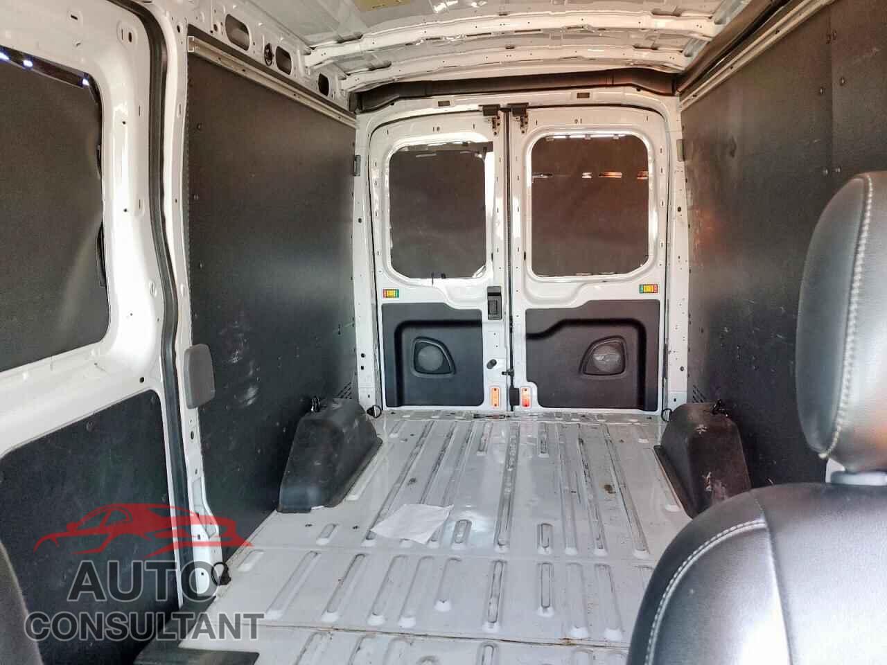 FORD TRANSIT 2020 - 1FTBR1C82LKB11065