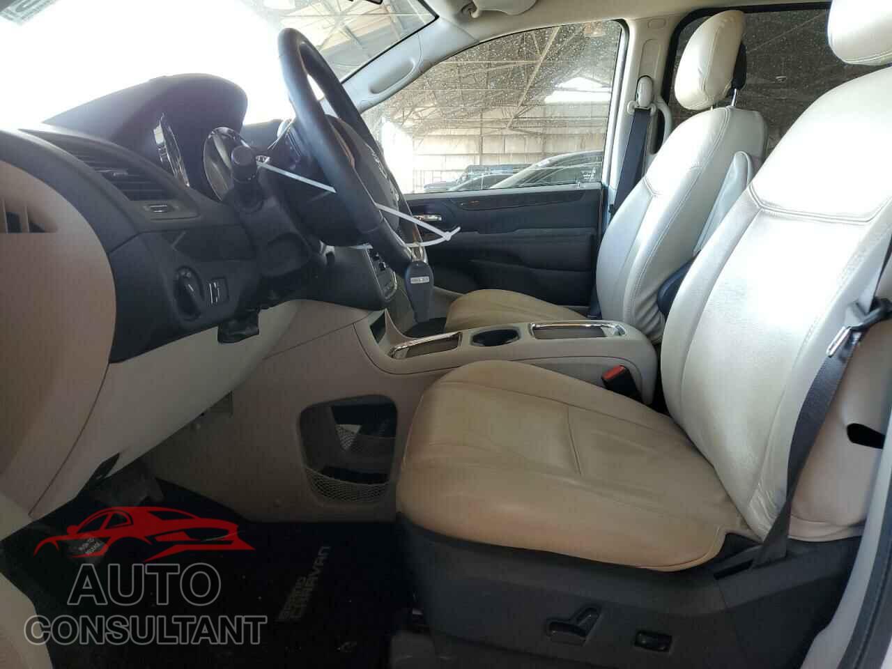 DODGE CARAVAN 2015 - 2C4RDGCG3FR598323