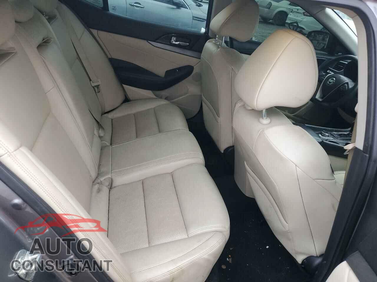 NISSAN MAXIMA 2017 - 1N4AA6AP7HC438403