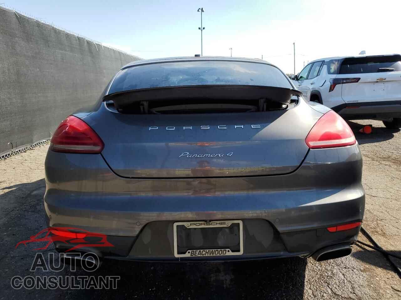 PORSCHE PANAMERA 2014 - WP0AA2A74EL011436