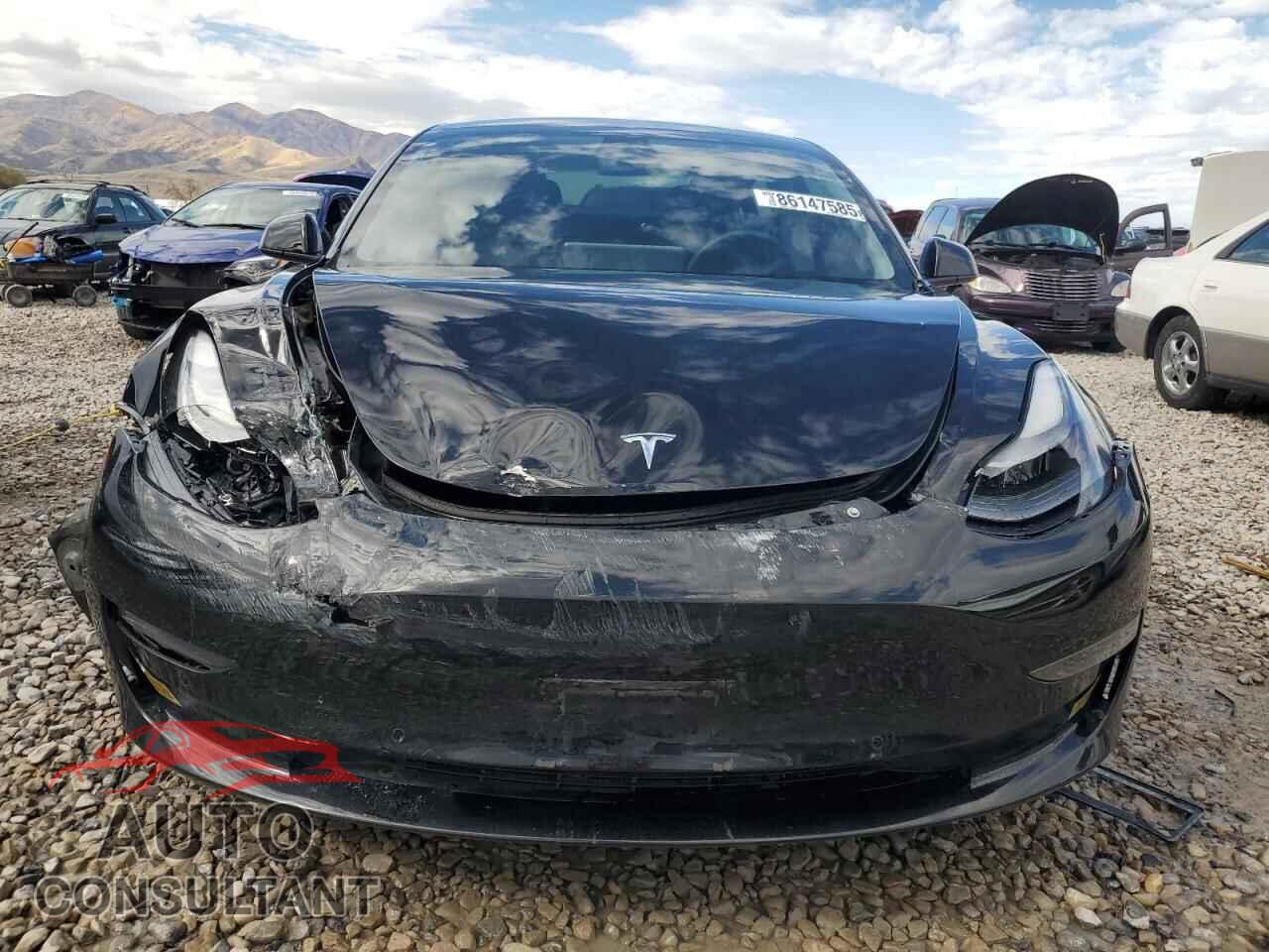 TESLA MODEL 3 2022 - 5YJ3E1EA0NF162564