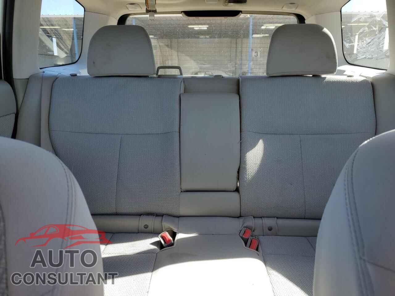 SUBARU FORESTER 2011 - JF2SHABC0BG745681