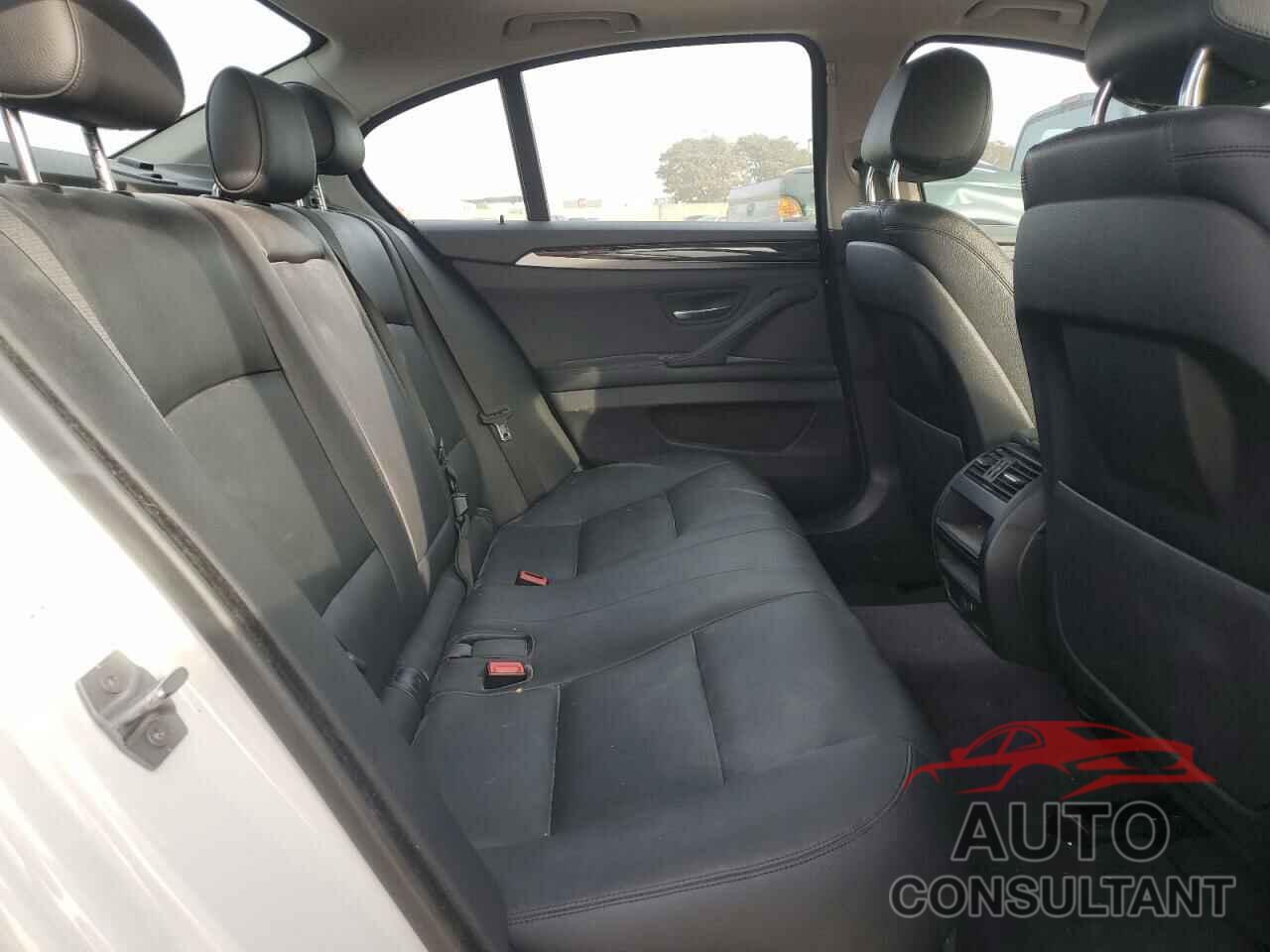 BMW 5 SERIES 2016 - WBA5A5C52GG352325