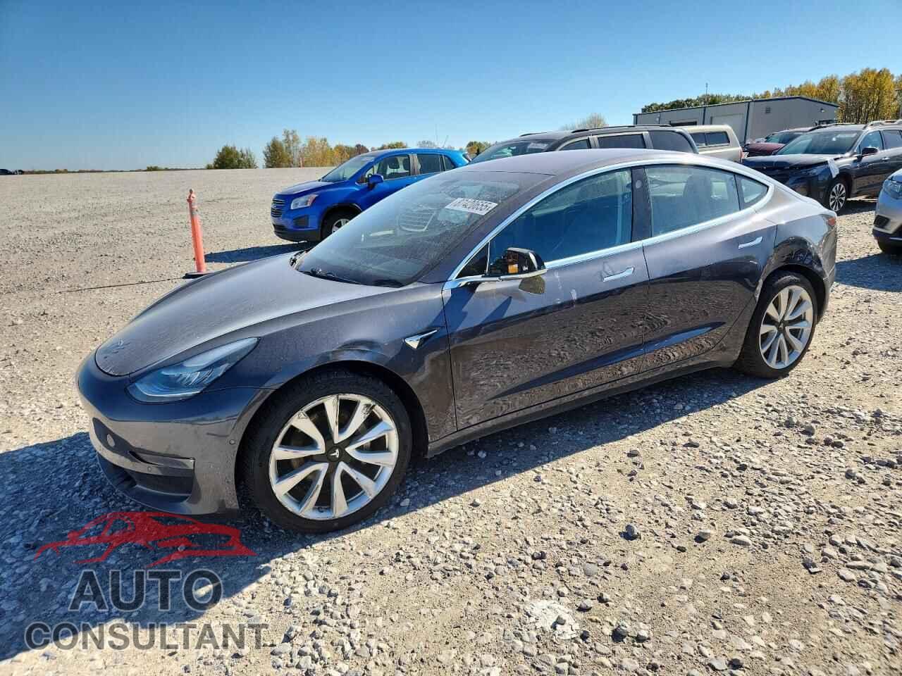 TESLA MODEL 3 2018 - 5YJ3E1EBXJF087374