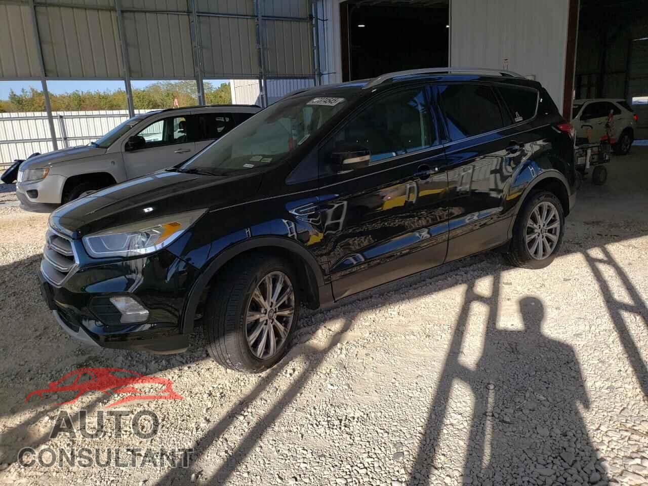 FORD ESCAPE 2017 - 1FMCU9J91HUB62092