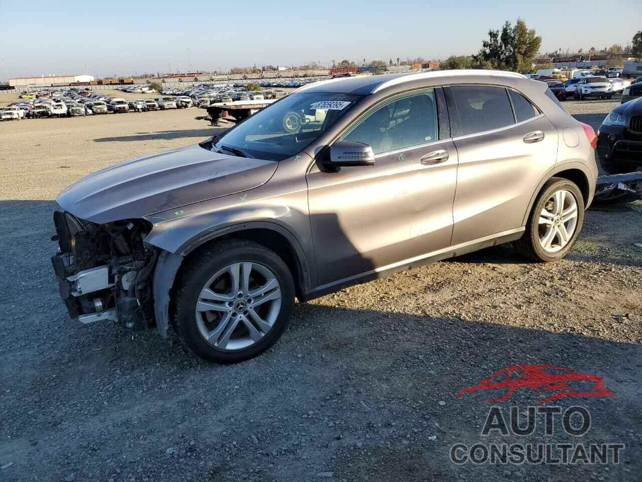 MERCEDES-BENZ GLA-CLASS 2019 - WDCTG4GB1KJ548345