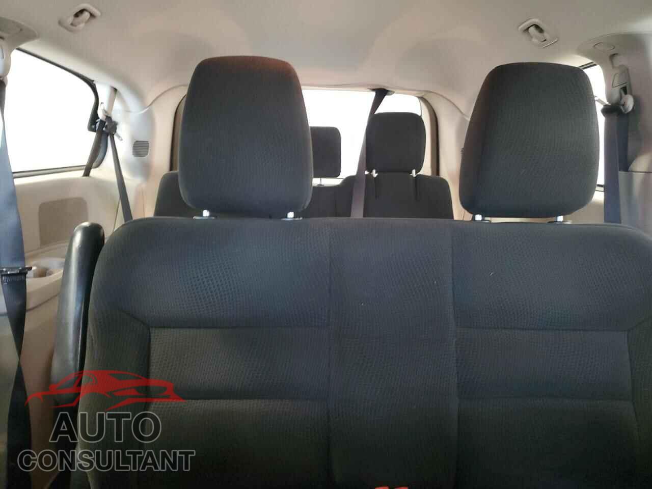 DODGE CARAVAN 2015 - 2C4RDGBG7FR690116