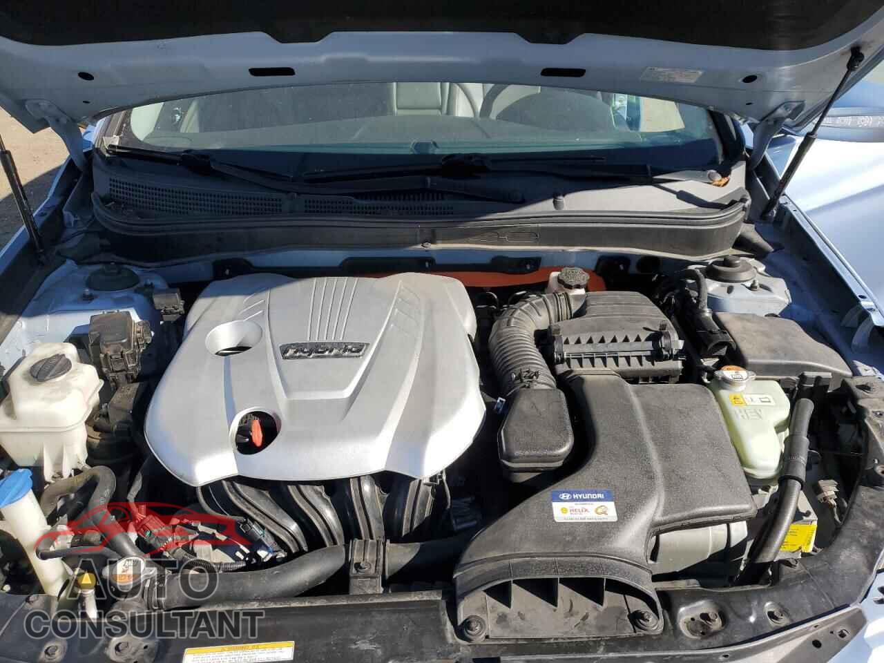 HYUNDAI SONATA 2012 - KMHEC4A41CA058537