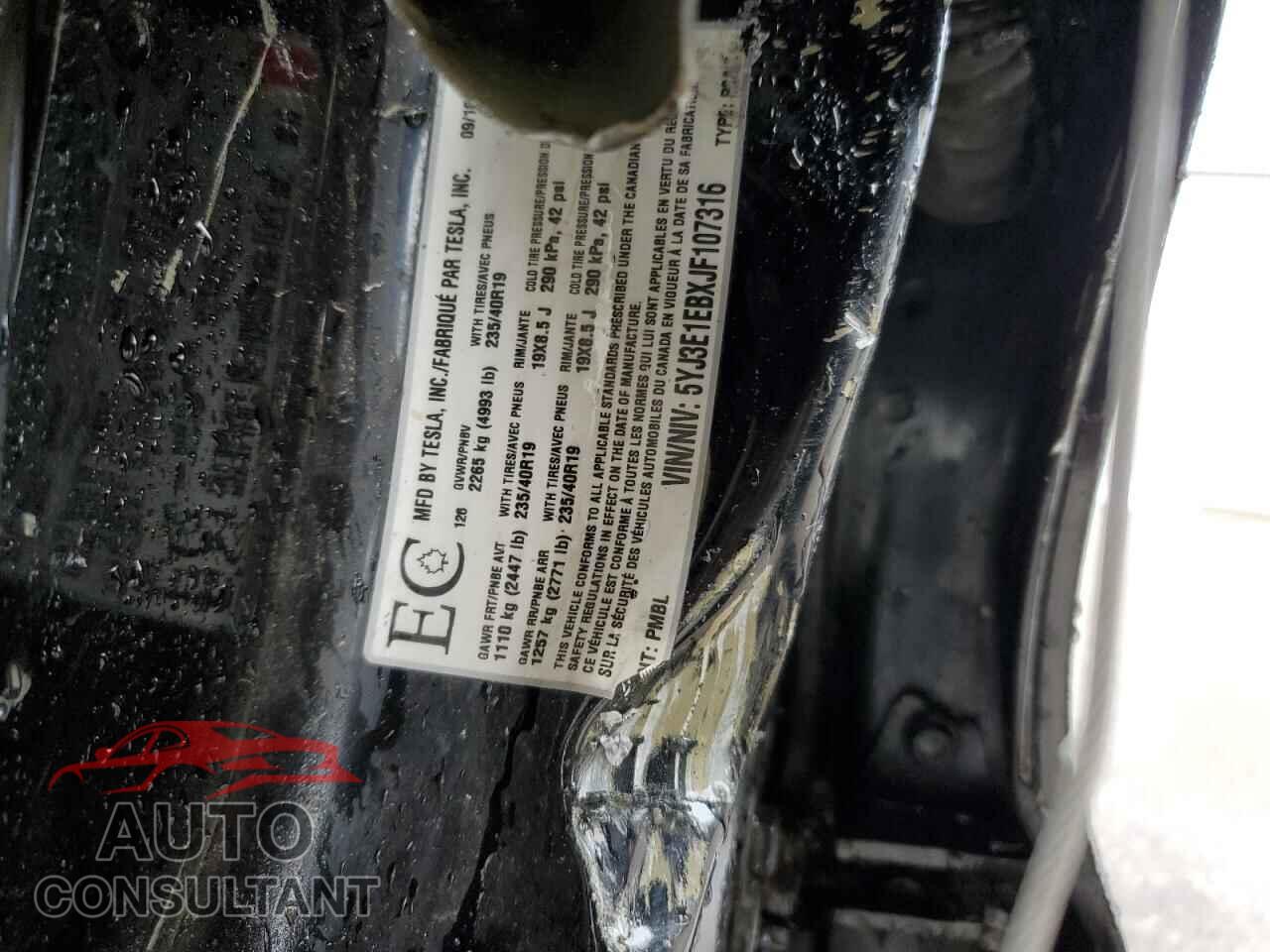 TESLA MODEL 3 2018 - 5YJ3E1EBXJF107316