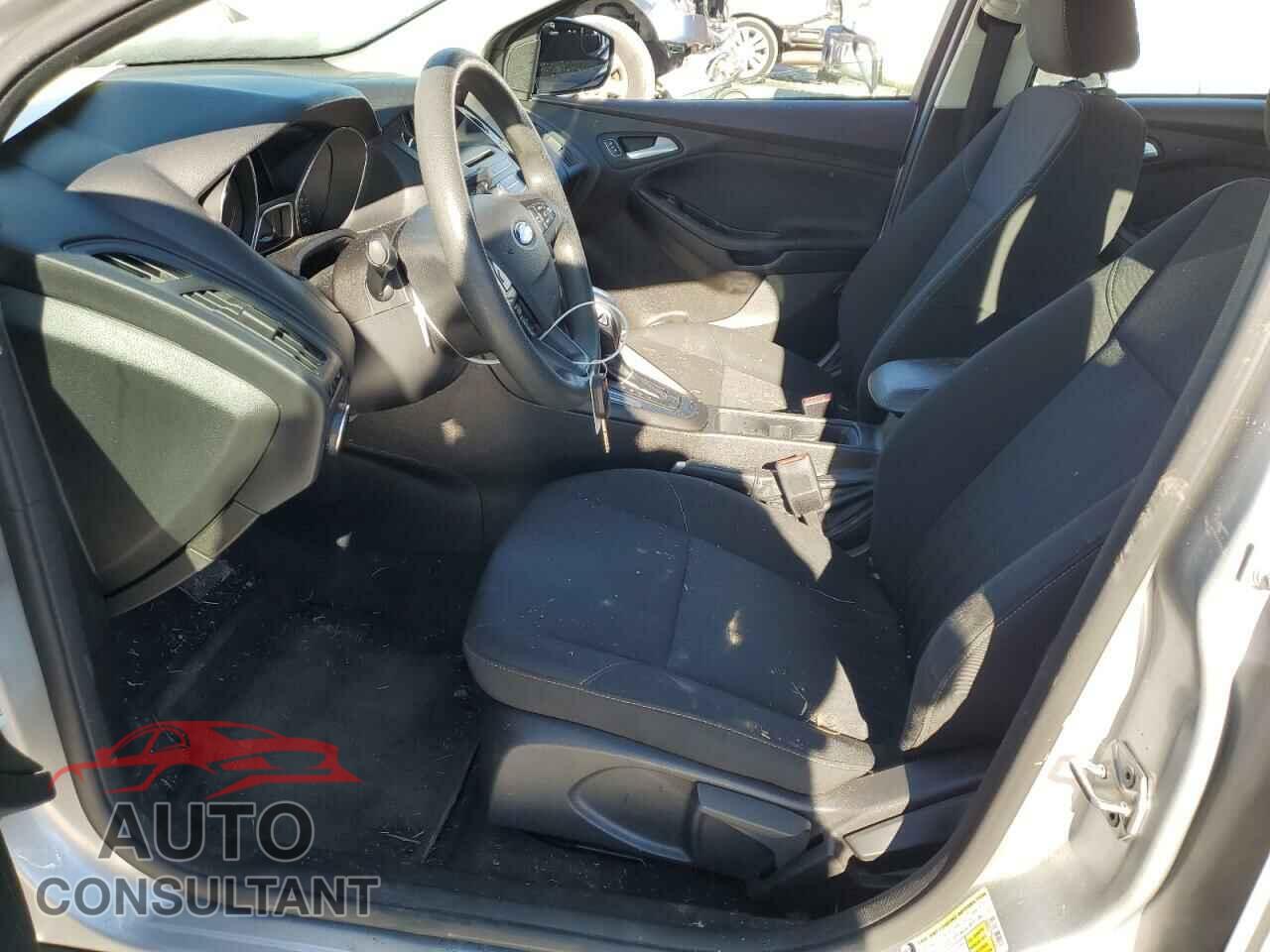 FORD FOCUS 2016 - 1FADP3F20GL312342