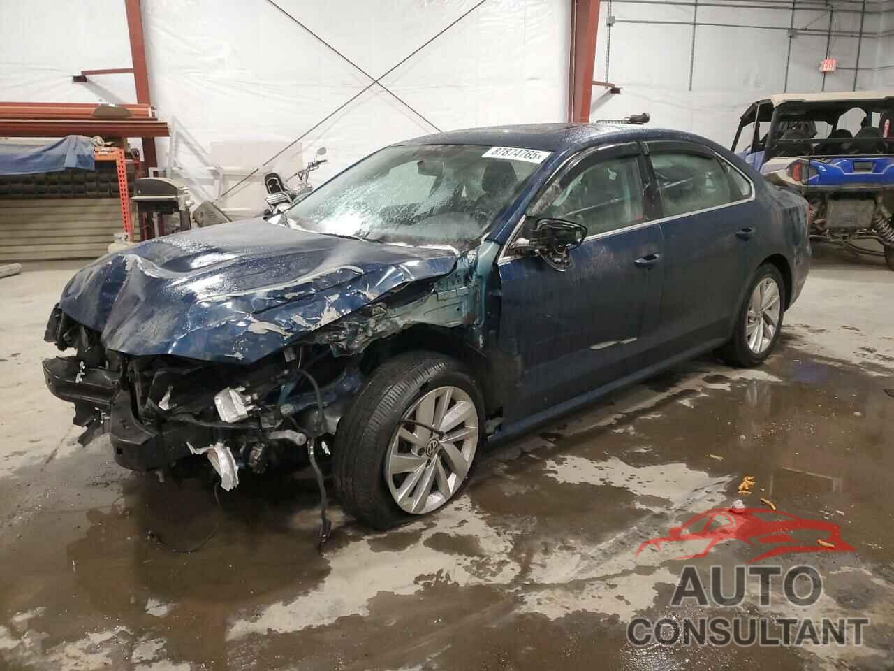 VOLKSWAGEN PASSAT 2018 - 1VWBA7A33JC009084