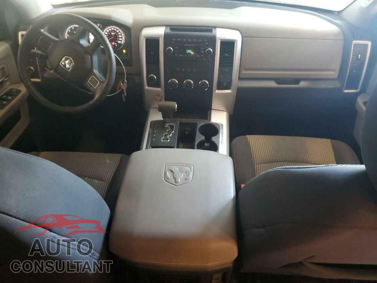 DODGE RAM 1500 2012 - 1C6RD7LT6CS218597