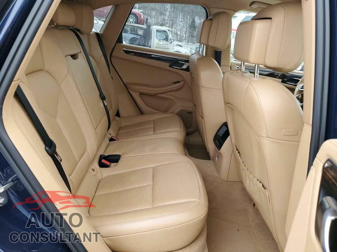 PORSCHE MACAN 2015 - WP1AB2A5XFLB58114